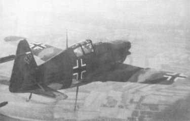 MS 406C1, N° 689 or 720, during transfer to Finland (probably 1941).