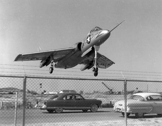 Vought F7U Cutlass