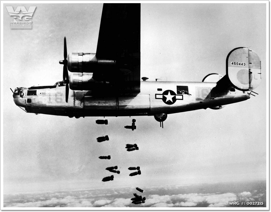 B-24M Liberator/44-50443  of the 451st BG releases its bombs on the railyards at Mühldorf, Germany, March 19, 1945. WRG#: 0027215