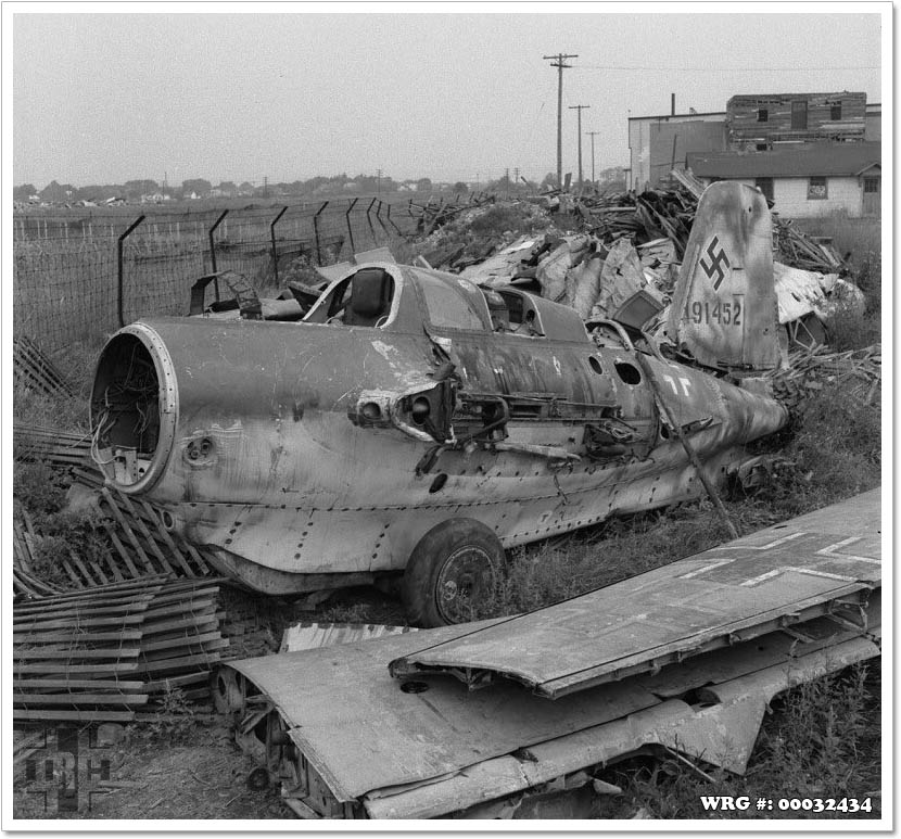 Messerschmitt Me 163 Komet/WkNr. 191452 in scrapyard. Messerschmitt Me 163 Komet/WkNr. 191452 in scrapyard.