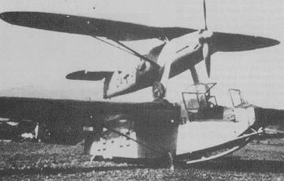 Prototype on the ground (Fw 56-DFS 230 glider).