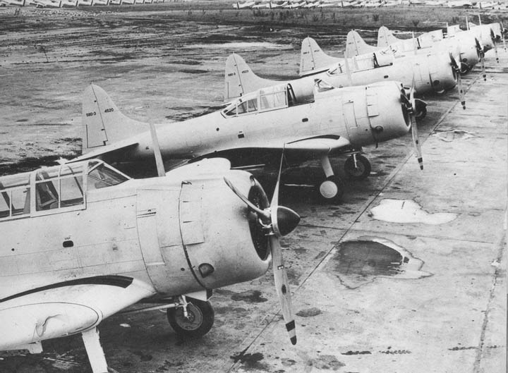 Douglas SBD Dauntless