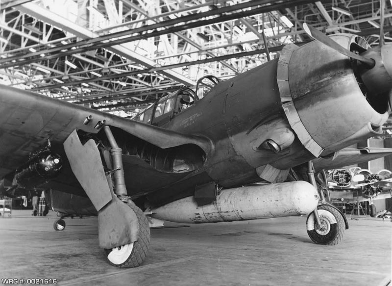 Curtiss A-25 Shrike with a torpedo mounted. WRG# 0021616
