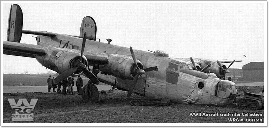 B-24J-145-CO Liberator/44-40134 with a collapsed nose wheel. WRG#: 0017614