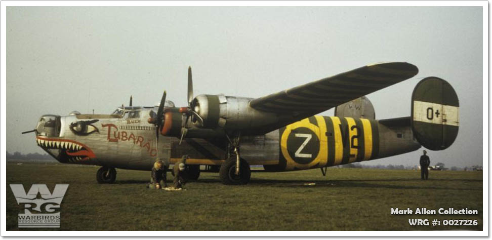 B-24 Liberator/44-40101/Tubarao of the 491st BG used as a flight assembly ship. WRG#: 0027226