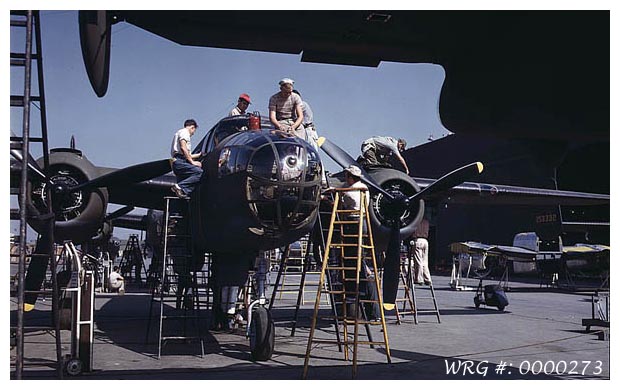 B-25 Mitchell final assembly in Inglewood, California. WRG #: 0000273