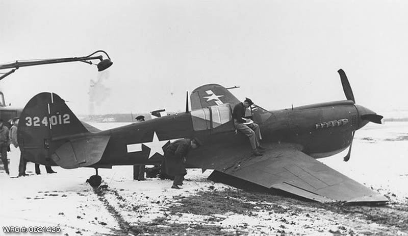 Curtiss P-40N Warhawk/43-24012, after a landing accident at Patterson Field. WRG# 0021425