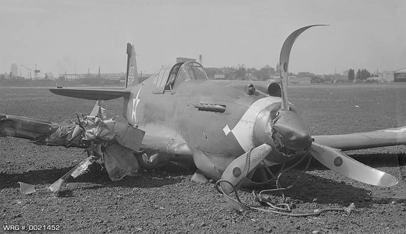 P-40 Warhawk crash landed. WRG# 0021452