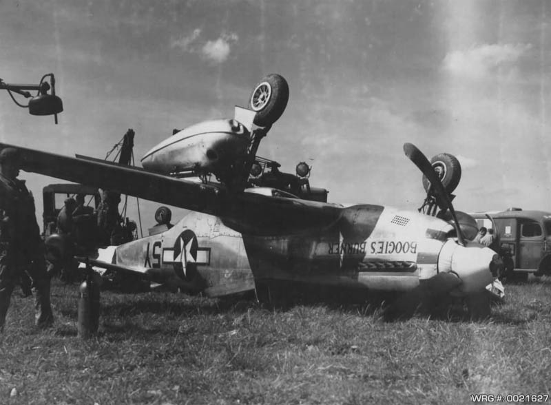 P-51D Mustang of the 384 FS/364 FG/8th AF flipped. WRG# 0021627