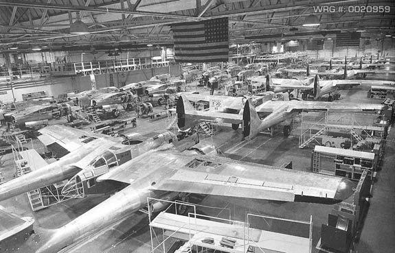 Northrop P-61Bs Black Widow on the assembly line, 1944 WRG# 0020959